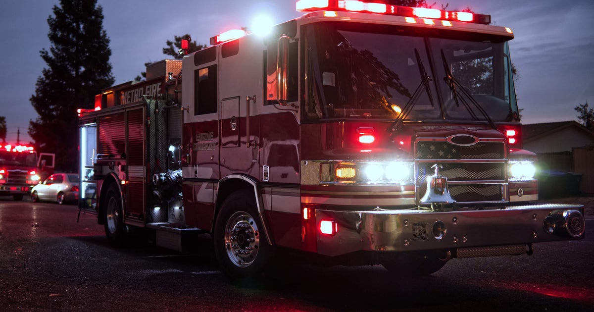 3 people, including 2 children, rescued from fire at Modesto duplex