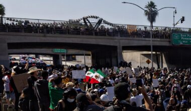 Gates installed on 101 Freeway in downtown LA ahead of No Kings protests