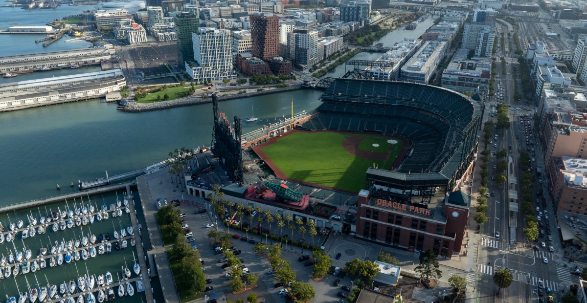 How do Giants fans think the 2026 season will go?