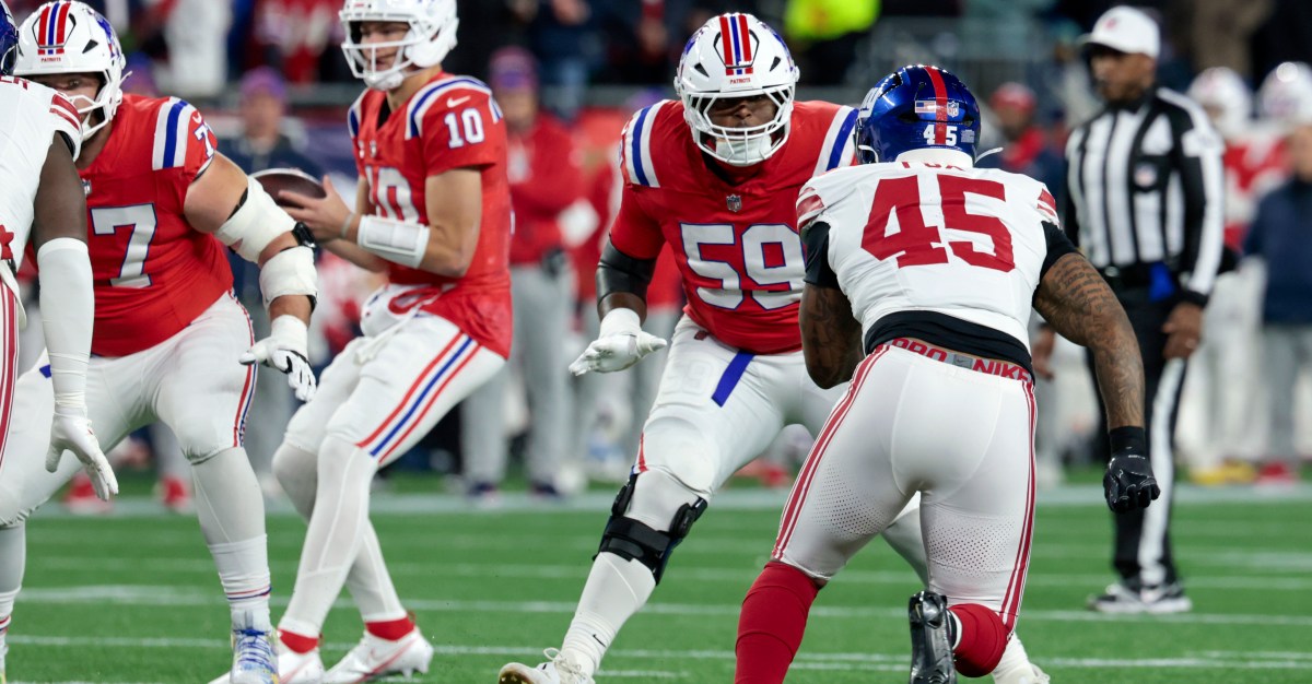 Contract details for 49ers free agent signing Vederian Lowe are in