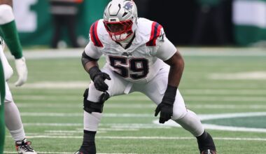 49ers news: Vederian Lowe signs with Trent Williams rumors flying