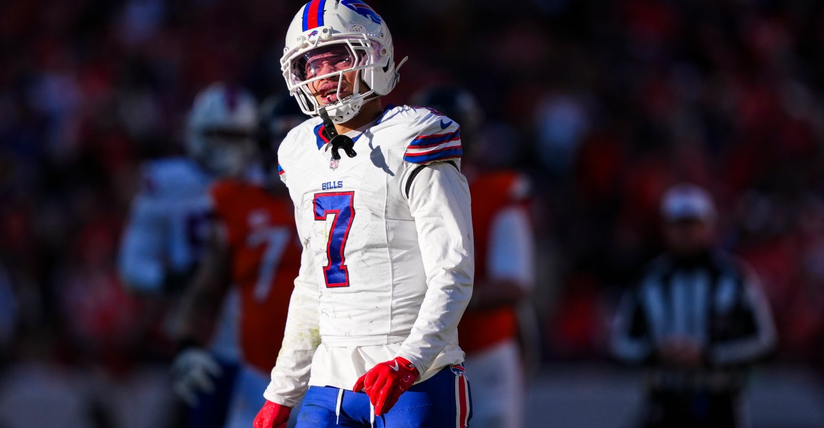 Las Vegas Raiders trade for CB Taron Johnson