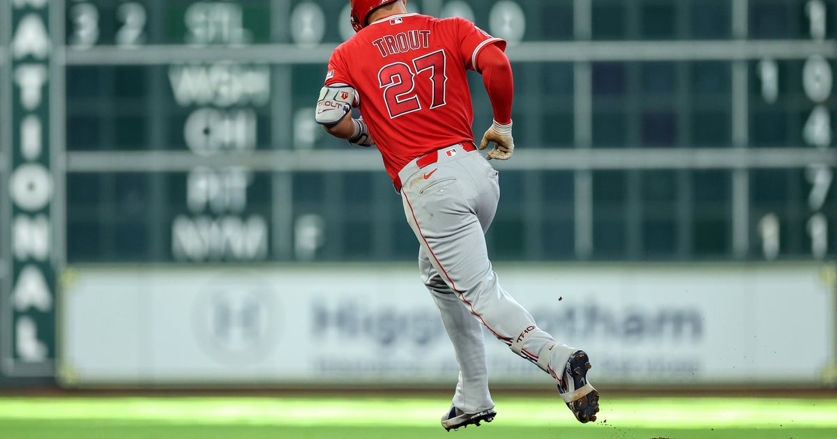 Los Angeles Angels v Houston Astros