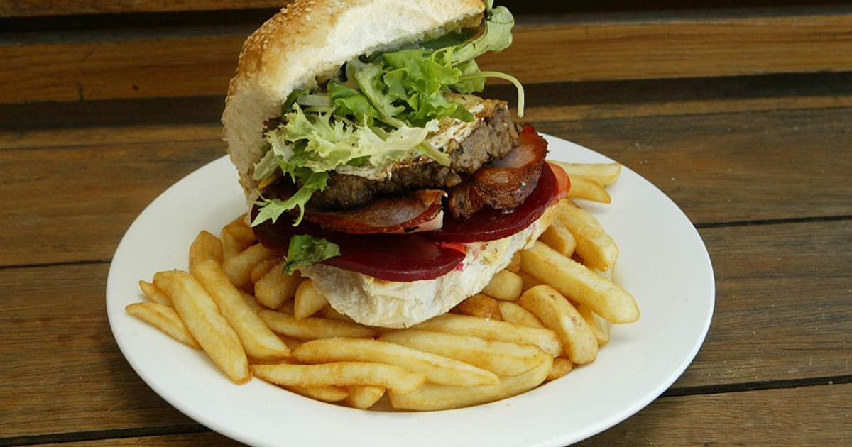 Popular burger joint closes at Santana Row because of cockroaches