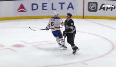 Benson with a Goal vs. Los Angeles Kings