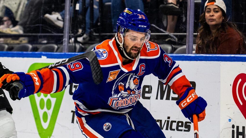 Condors captain Griffith records 700th AHL point | TheAHL.com