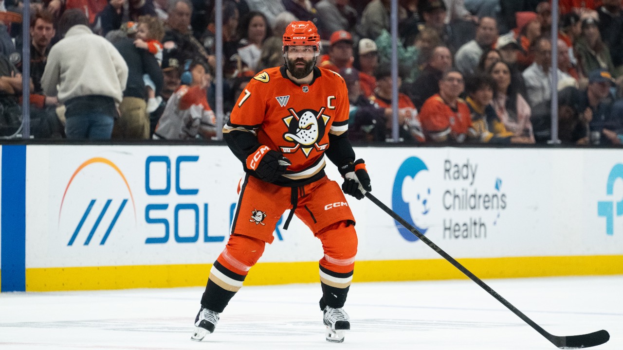 Ducks' Gudas to have hearing for knee-on-knee hit on Matthews