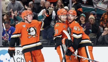Sennecke Gets His 20th | Anaheim Ducks