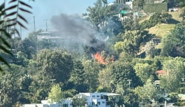 Firefighters extinguish blaze at Hollywood Hills home – NBC Los Angeles