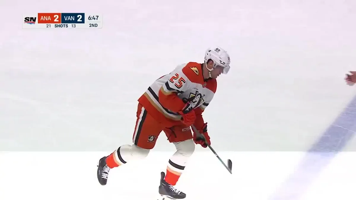 Vancouver Canucks vs. Anaheim Ducks - Game Highlights