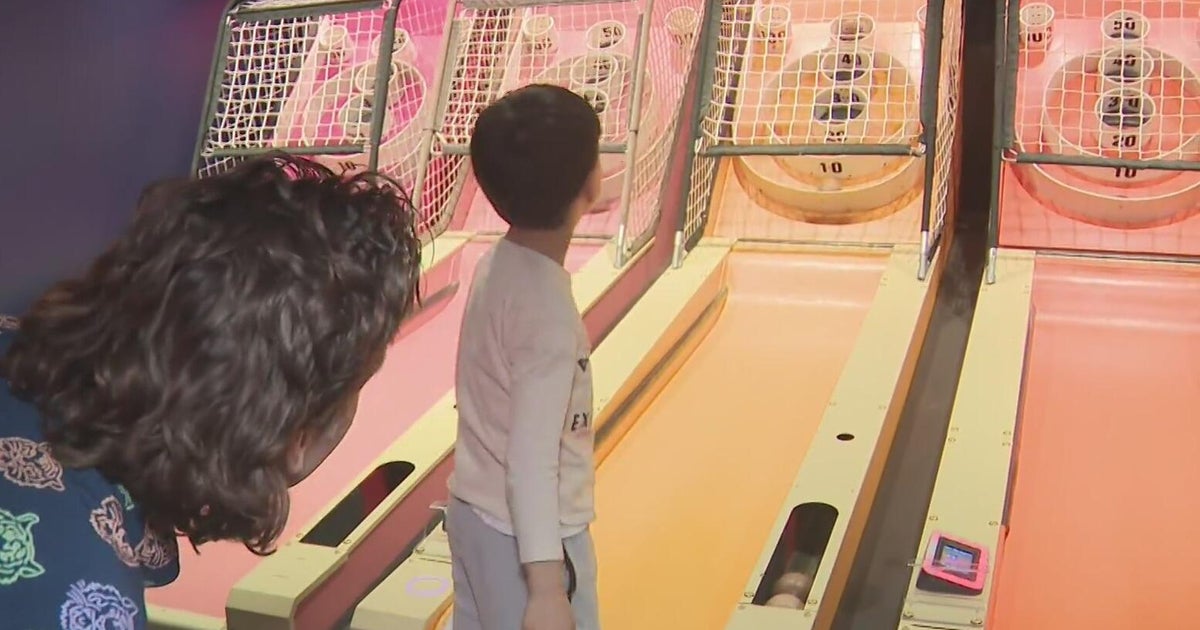 San Francisco Skee-Ball champion opens arcade and launches city's first league