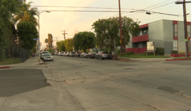 Man accused of kidnapping teen after offering ride in Mission Hills – NBC Los Angeles