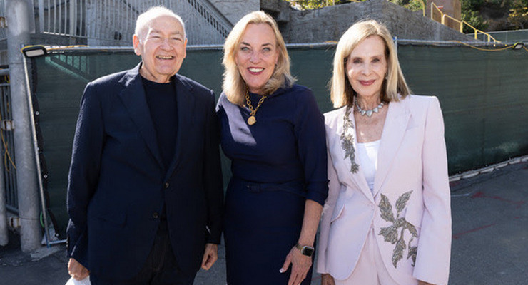 Pasadena Power Couple’s Name Goes on the Hollywood Bowl’s Newest Building – Pasadena Now