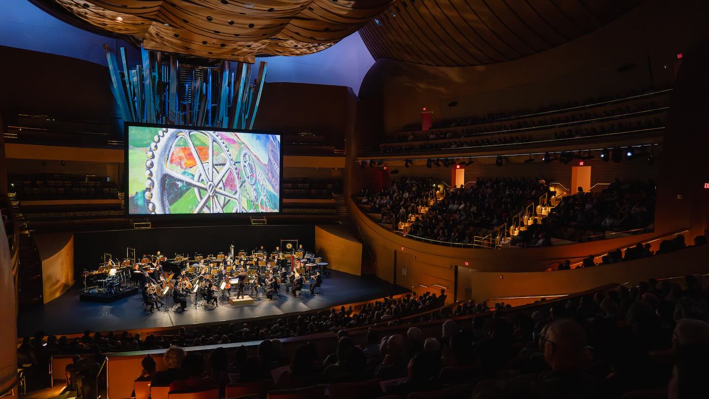 Through "The Great Wall of Los Angeles," The LA Philharmonic Explores the Importance of Living History