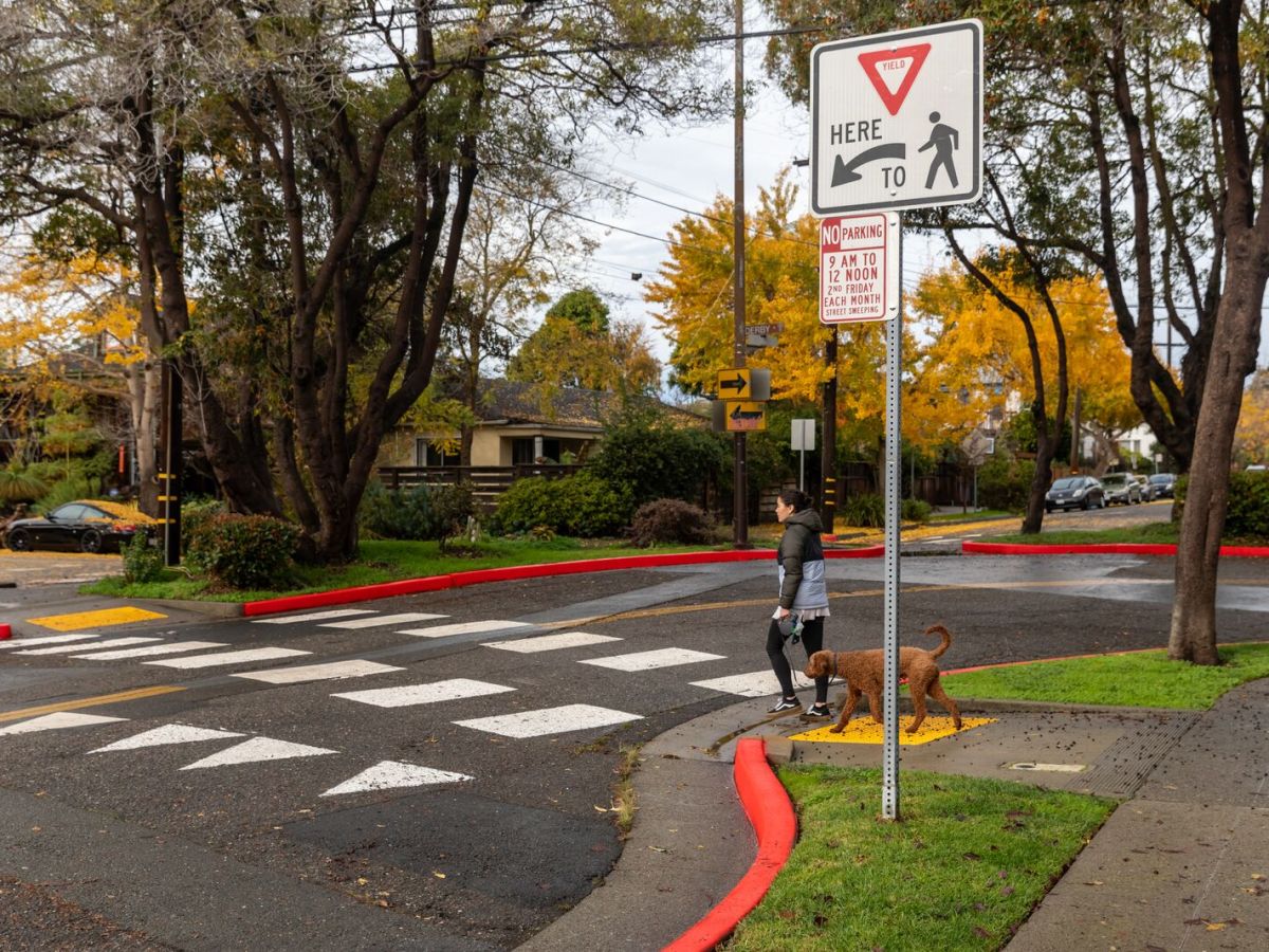 Paint the curbs red: New parking law will cost Berkeley at least $1.25M