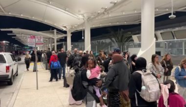 Long lines at San Diego International Airport as spring break meets government shutdown – NBC 7 San Diego