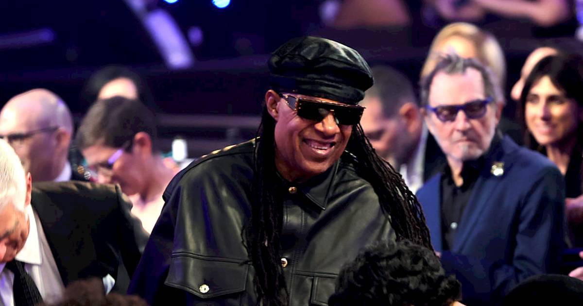 Stevie Wonder Attended Marathon Burger’s Grand Opening in Long Beach | News