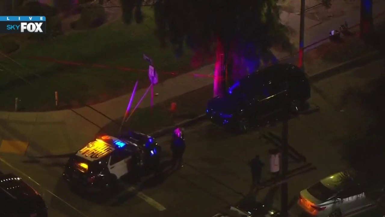 Deadly shooting investigation underway in Reseda