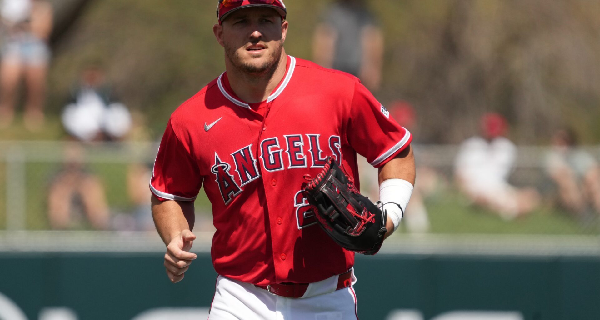 Los Angeles Angels right fielder Mike Trout (27) runs from the outfield against the San Diego Padres in the first inning at Tempe Diablo Stadium.