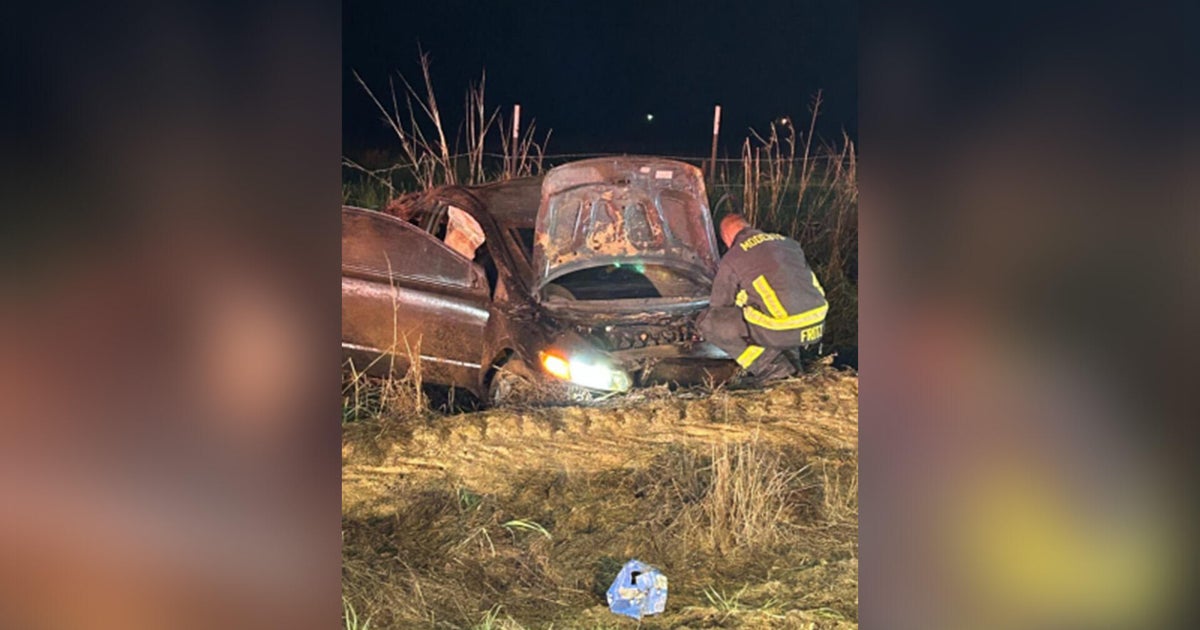 1 dead in rural Modesto crash on Santa Fe Avenue