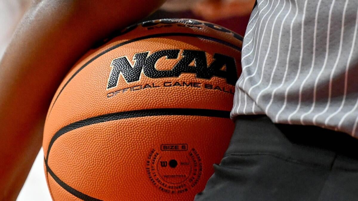 Former Cal State Bakersfield assistant Kevin Mays accused of working as a pimp