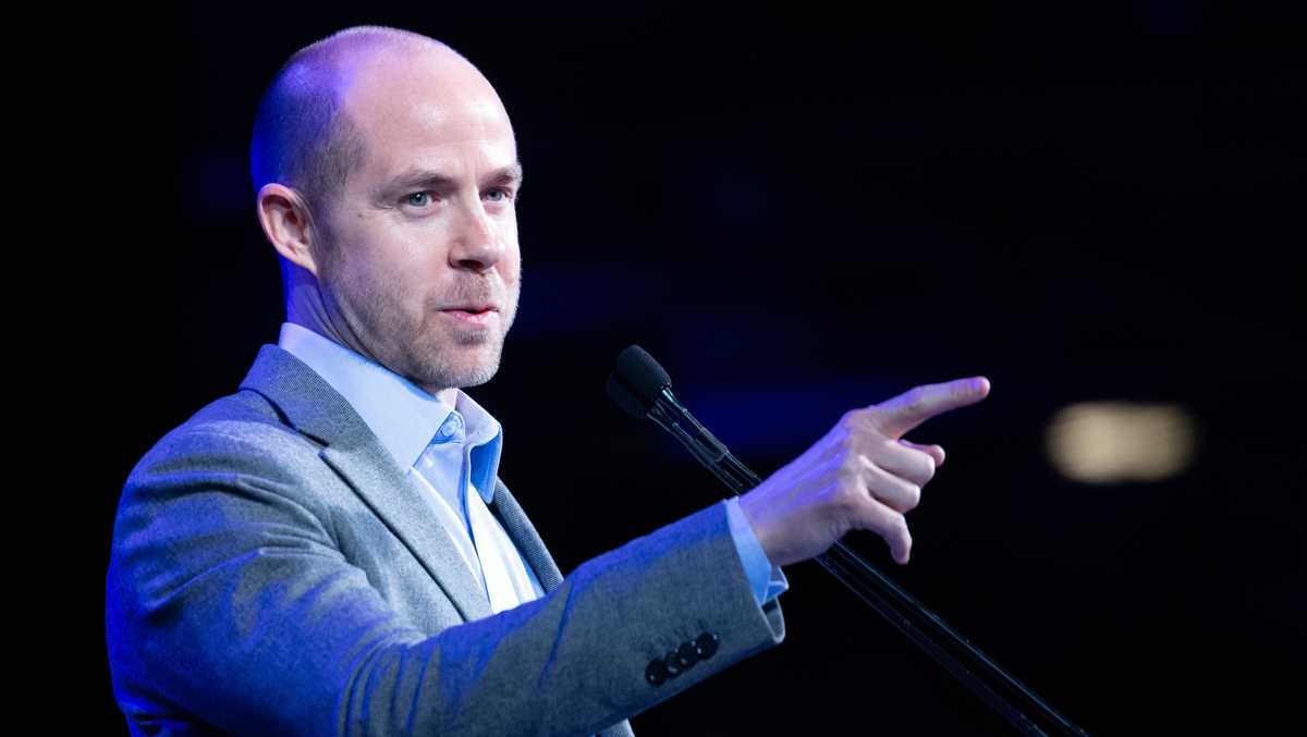 California Democratic chair tells governor's race candidates to consider dropping out