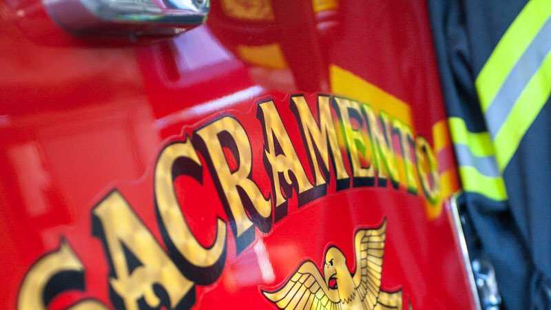 Apartments evacuated after a pipe bursts in downtown Sacramento