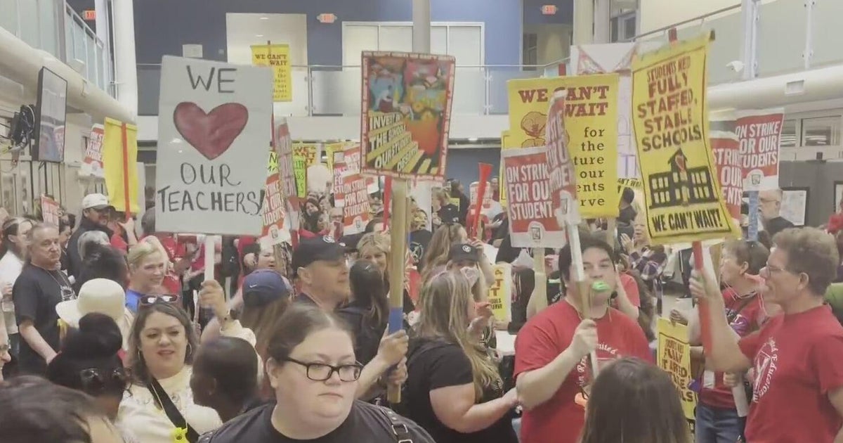 Twin Rivers Unified returns to bargaining table while Natomas teachers remain in limbo