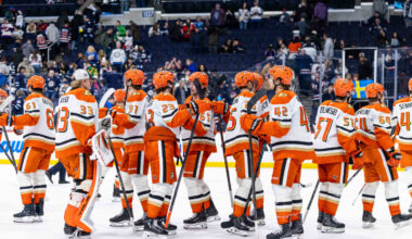 Highlights: Ducks Decisive Win vs. Winnipeg