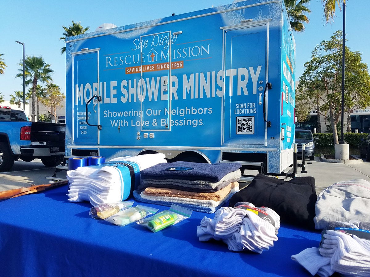 What to Expect Volunteering with The San Diego Rescue Mission