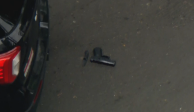 Los Angeles police shoot, injure allegedly armed man in Mid-City neighborhood