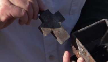LA County rabbis help Eaton Fire survivors find missing cross in debris of burned property