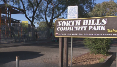 Los Angeles police searching for man who allegedly kidnapped teenage girls in North Hills