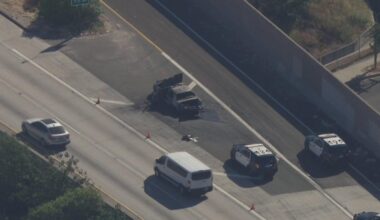 LA County Sheriff's Department car catches on fire along 605 Freeway