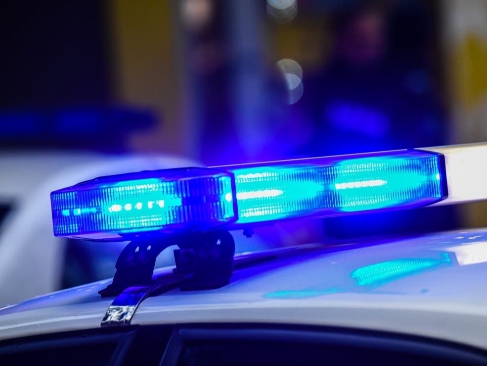 Knife-Wielding Woman In Long Beach Arrested by SWAT: Police