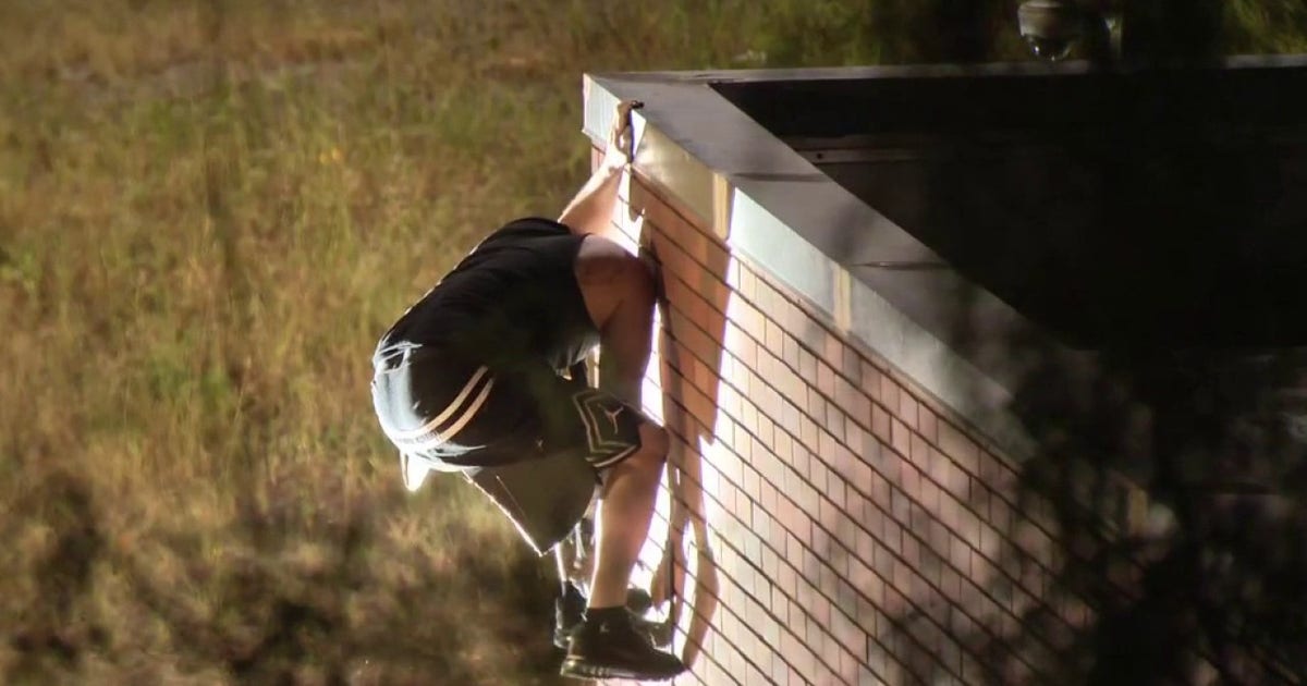 DUI suspect climbs Sun Valley school roof after pursuit, taken into custody