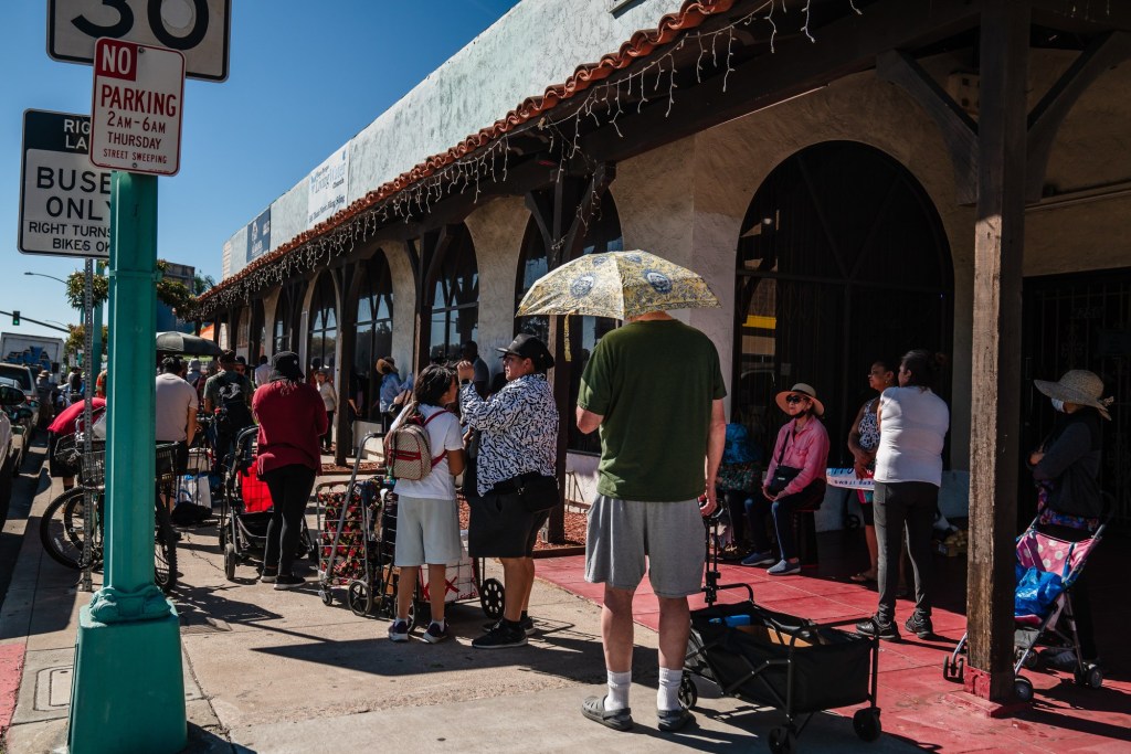 Providers brace for thousands of San Diegans to lose SNAP benefits – San Diego Union-Tribune