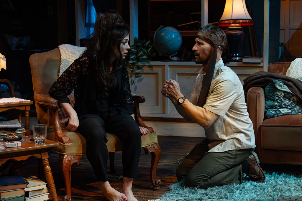 Backyard’s ‘Virginia Woolf’ a brutal, but funny, cage match – San Diego Union-Tribune