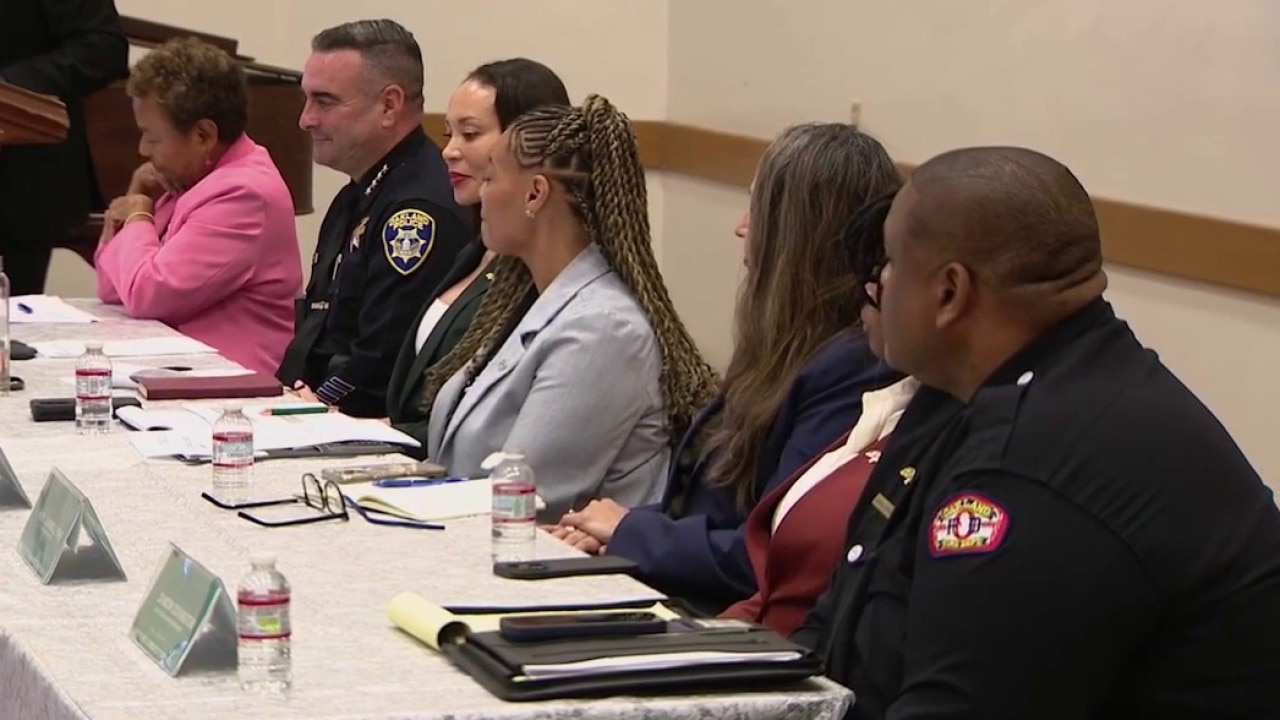 Oakland leaders address mass shooting, public safety challenges at town hall