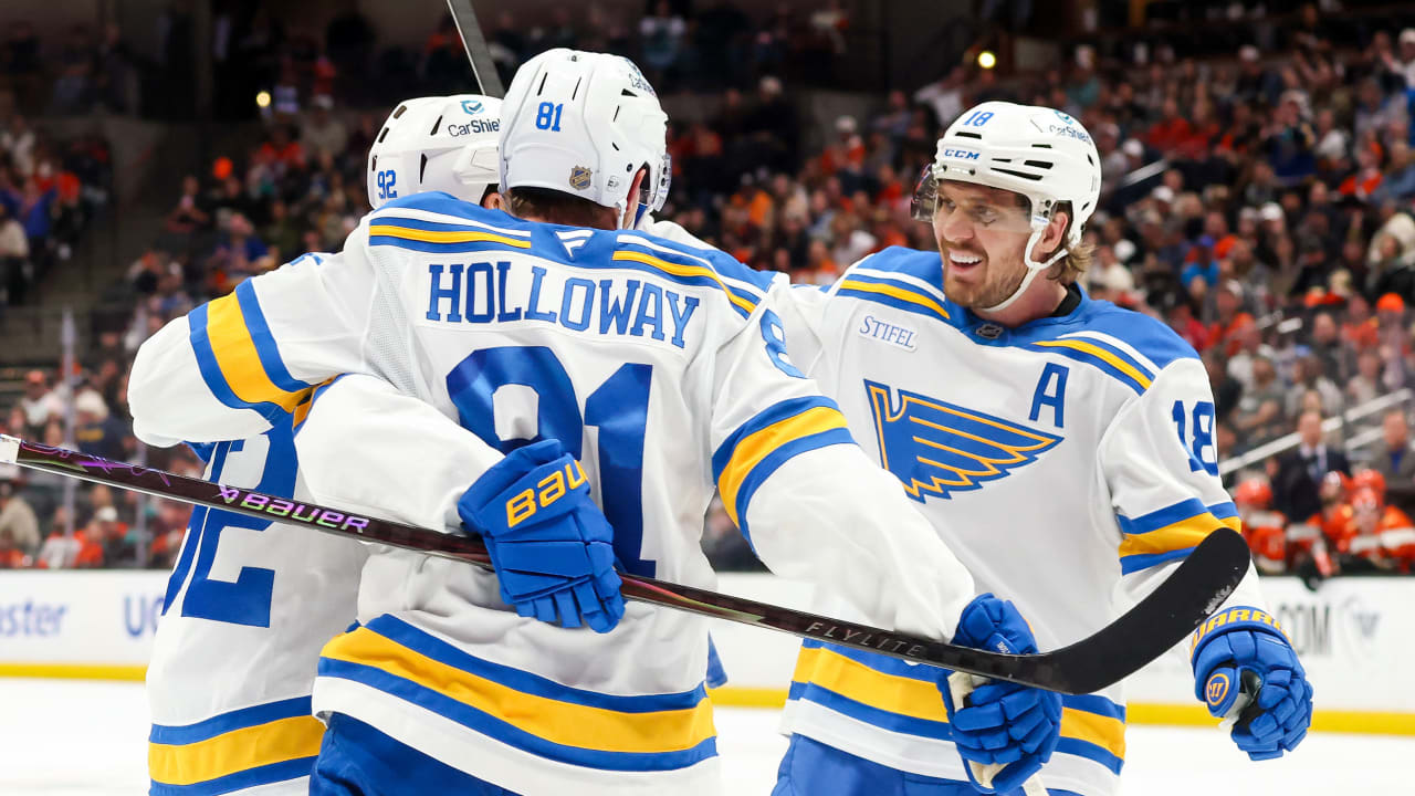 Blues stay hot, shut out Ducks for 4th straight win