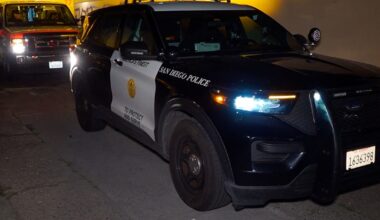 Man stabbed while walking to Mountain View convenience store