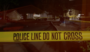 Neighbors react to woman stabbed at Bakersfield Apartment