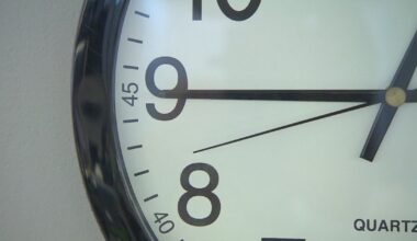 Daylight saving time poses health risks, Bakersfield doctor says