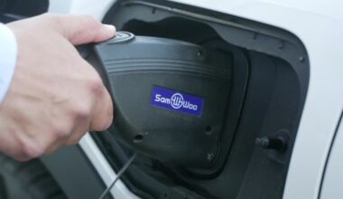 Gas prices push Kern drivers to electric vehicles and calls for oil production