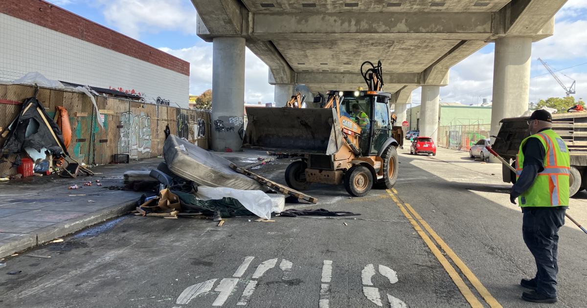 Oakland committee to vote on increasing illegal dumping fines