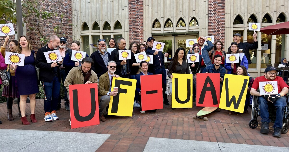 USC’s non-tenure-track faculty get green light for union vote