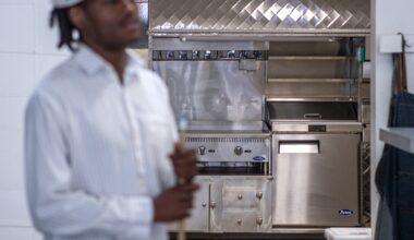 Long Brach vendor carts