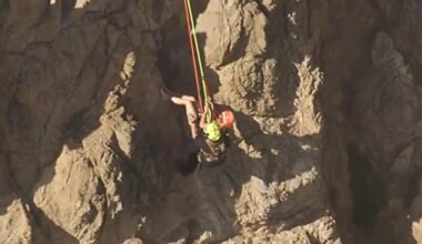 San Francisco fire crews rescue woman clinging to cliff