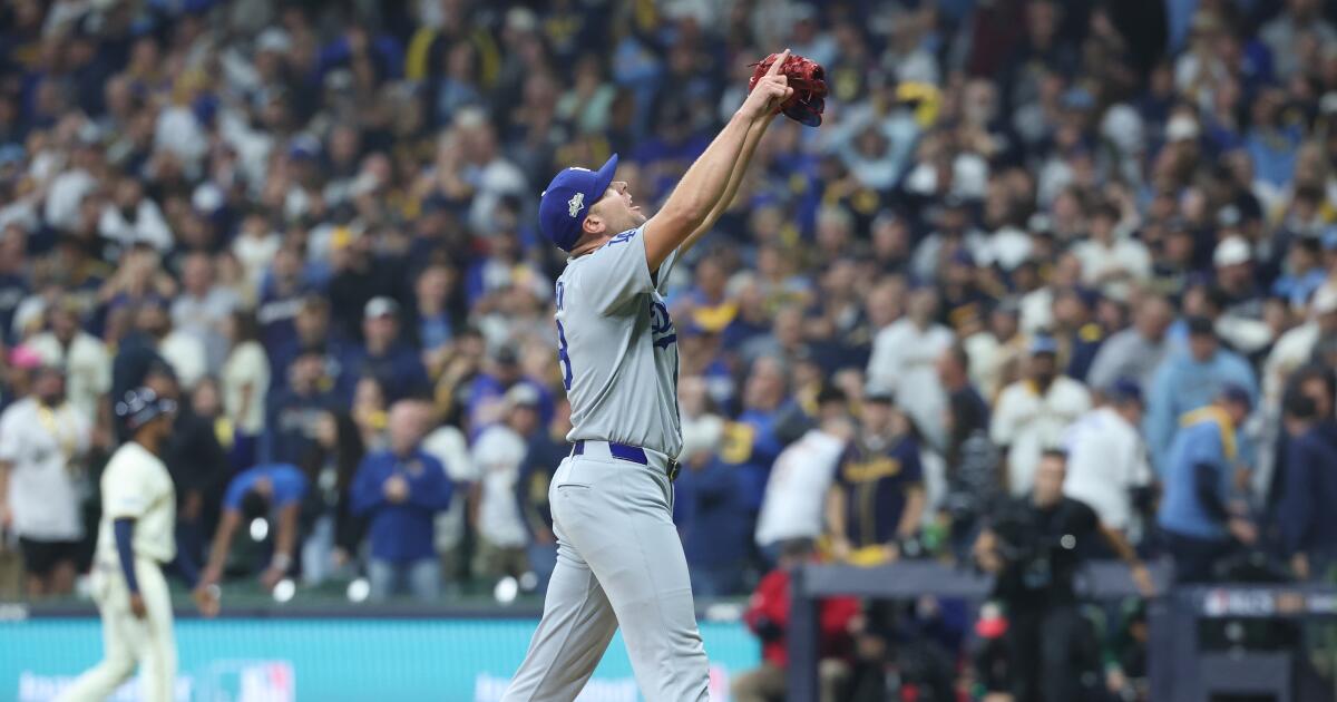 'Maybe you're in the wrong business.' Blake Treinen fires back at Dodgers' critics