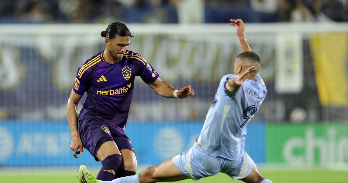 Galaxy can't keep pace with Dejan Joveljic and Kansas City in loss